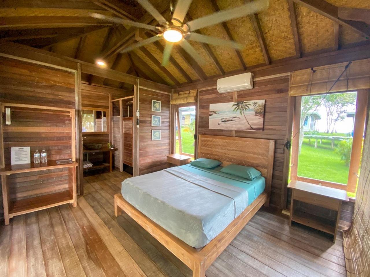 Sonny Island Resort Cabanas Frente Al Mar Punta Bajo Rico ภายนอก รูปภาพ